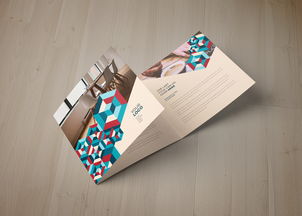 方形三折頁廣告設計 抓住眼球的創意藝術